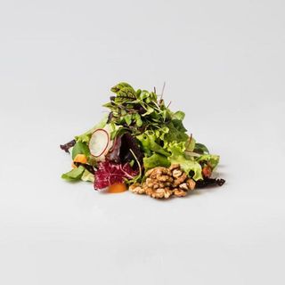 INSALATA CON NOCI E CRESS
