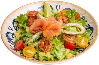 Енсалада де Мар кон Пиня (380г)