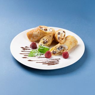 Naleśniki z Twarogiem i Rodzynkami  (2 szt.)