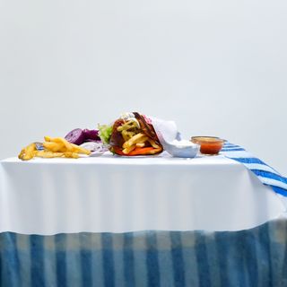 Питка с телешко кюфте (1бр)