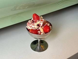 Полуниця - мʼята (250g)