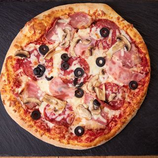 Pizza Quattro Stagioni cu blat cheesy Ø28cm