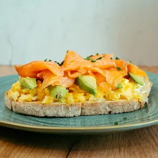 Ovos Mexidos com Salmão
