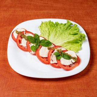 Салата Капрезе (350гр)