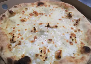 Пица Четири сирена (450г)