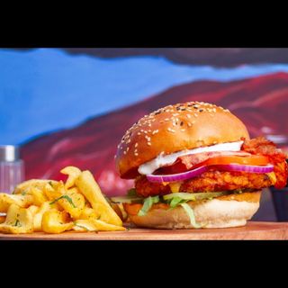 Meniu Crispy Chicken Burger