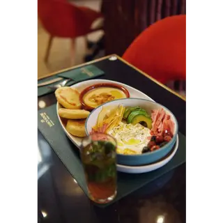 Déjeuner   petit déjeuner Chamali   