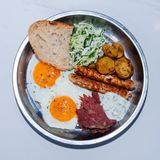 Сніданок з курячими ковбасками (530 г) 