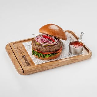 Бургер с говяжий с Моцареллой