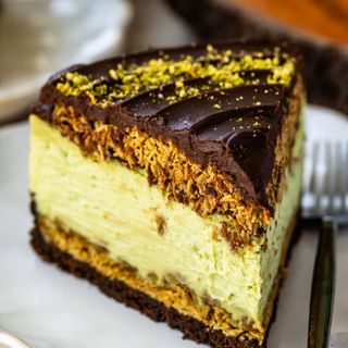 Dubai Chocolate Cheese Cake