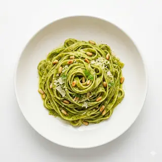 Tagliatelle Al Pesto Amb  Pinyons