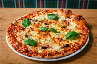 22. Pizza Quattro Formaggi 32cm