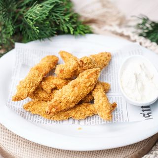 Пилешки пръчици със сосче  250г