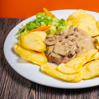 Bife c/Molho Cogumelos