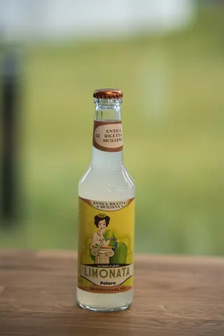 Polara napój gazowany lemoniada cytrynowa