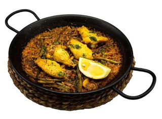 Paella De Pollo Y Verduras (Para 1 Persona)