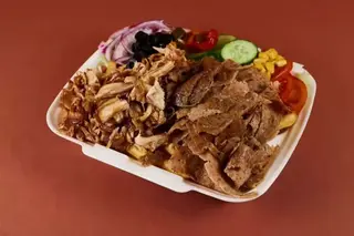 Kebab na talerzu z serem super mega 