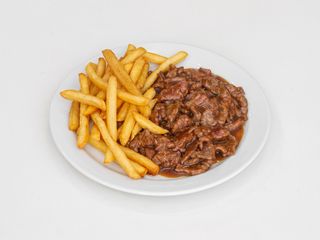 43. Ternera con patatas fritas