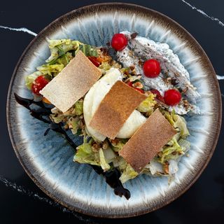 გებჟალიას სალათი ტარხუნის სოუსით /Gebzhalie salad