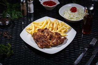 Ceafa de porc la gratar