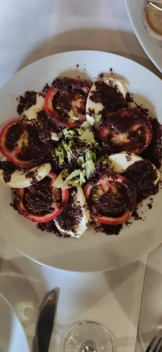 Салат Капрезе (350г)