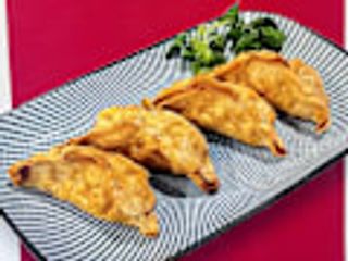 Apple gyoza