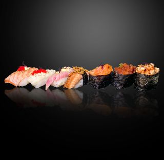 Сет нігірі та гункани