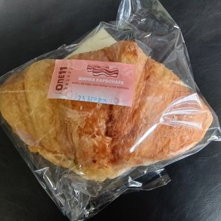 Круасан шинка карбонара