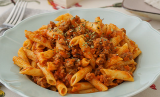 Macarrones boloñesa