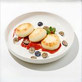 papanaşi cu smântână şi gem