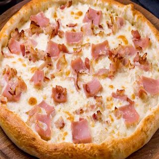 13 Pizza Carbonara (Pequeña)
