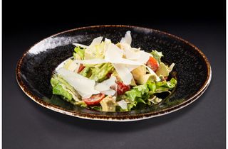 Микс салати с авокадо и нежен дресинг с Филаделфия