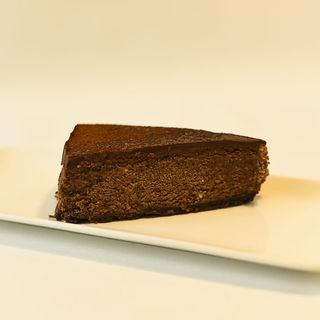 შოკოლადის ჩიზქეიქი 1 ნაჭერი