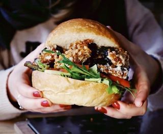 Componi il tuo panino con pollo