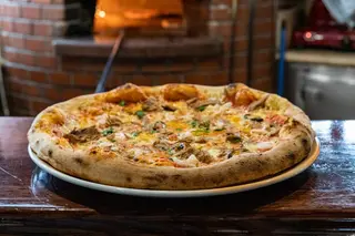 Pizza Pescatore