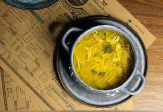 Суп лапша с фермерским цыпленком (300г)