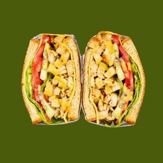Sándwich De Pollo Con Miel Y Mostaza