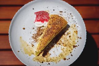 Tort urdă și migdale