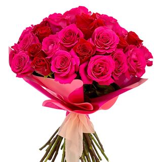 Trandafiri rosii si fucsia in buchet Viva Magenta