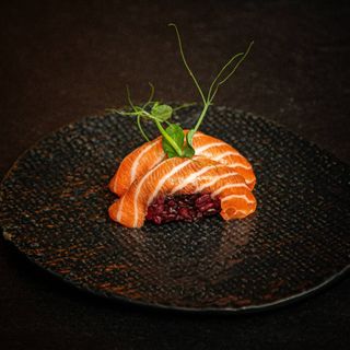 Black nigiri sake - 2 pezzi
