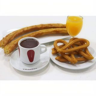 Pack de chocolate (500 ml.) y 6 churros