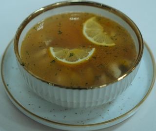 Уха рыбацкая из осетрины