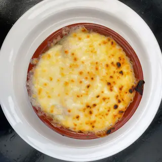 Enchilada chile con carne