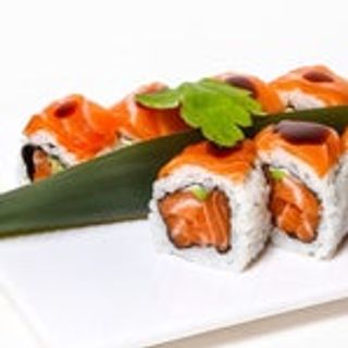 Special salmon maki