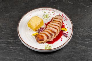 Утиная грудка с картофельным гратеном (350г)