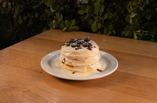 Pancake ai Frutti di Bosco, con Cioccolato Bianco