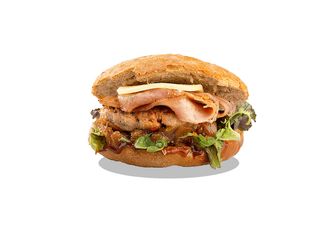 Carolina Marín (Carne Picada, Queso, Cebolla, Lechuga, Beicon, Ketchup)