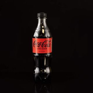 Кока кола (0.5л)