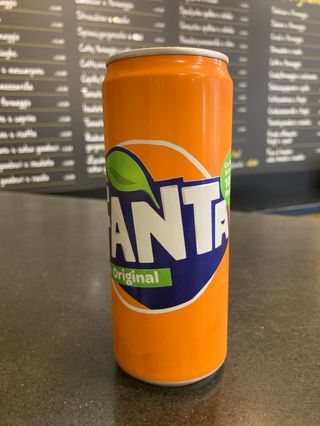 Lattina fanta 