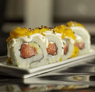 21. Roll Mango (4 Uds.)